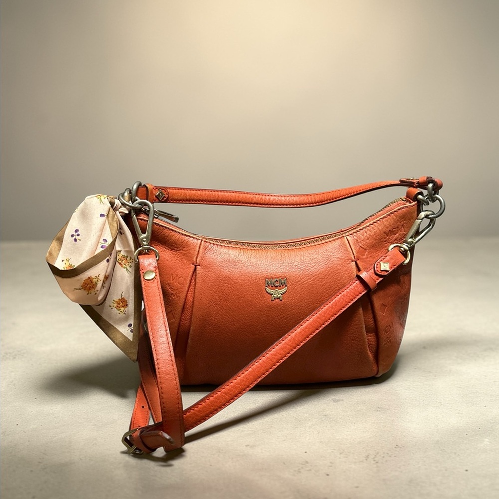 MCM Mini Hobo Leather Shoulder/Crossbody Bag Pre-Loved. Comes With COA - Picture 3 of 13